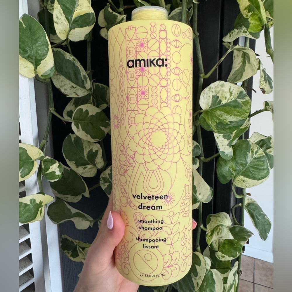 Amika Velveteen Dream Shampoo in Bright Yellow